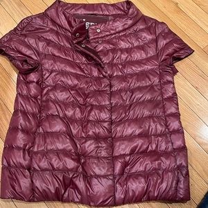 Herno short sleeve jacket (size 40) rhubarb color